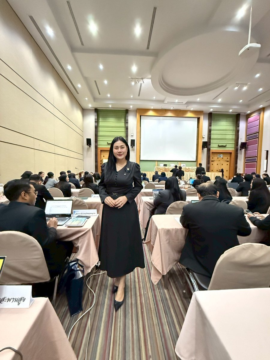 #สาวแก่พันปี😂2026🎁🎉🎀
ขอคนที่ไม่มีความคิดที่ต่ำตม 
🔰ล้อแหลมเชิญผ่านคะ อย่ามาแวะให้ด่าเลย❌
#โสดลูกติด