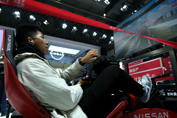 exposinchina's tweet image. Now underway in Changsha, the 21st Changsha International Automobile Expo is convening 71 major brands and nearly 1,000 new vehicles — with @NIOGlobal, @Li_Auto_, @XPengMotors, @Tesla and others showcasing their latest innovations. With more than 20 new models making their…