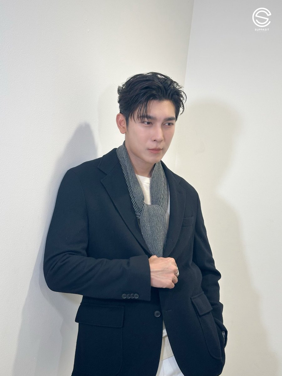 SolSkipperCo's tweet photo. ลุควันนี้ค่า ☺️✨

TOMFORD PERFUME WITH MEW

@MSuppasit
#TOMFORDBEAUTYXMEW https://t.co/SYrZffecW5