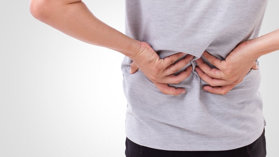 وفقا لـ PMC (PubMed Central).. آلام الظهر من هذا النوع قد تكون إنذارا مبكرا لسرطان القولون 