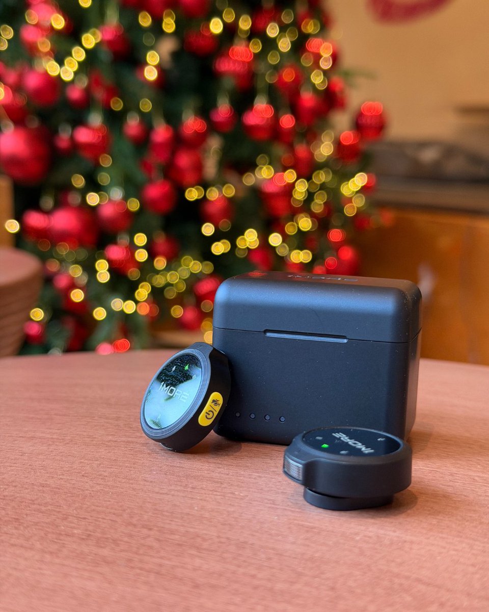 1MoreGlobal's tweet photo. 🎙️ Every memorable holiday starts with an idea, scribbled between coffee sips, and plans you can’t wait to bring to life.
Learn more: 🛒
AMZ US: https://t.co/D7zksoLD0S
1MORE USA: https://t.co/0okDbun37w
 #1MORE #PixieMini #WirelessMicrophone #CompactGear #CreatorsOnTheGo https://t.co/Cs9COoR5Yl