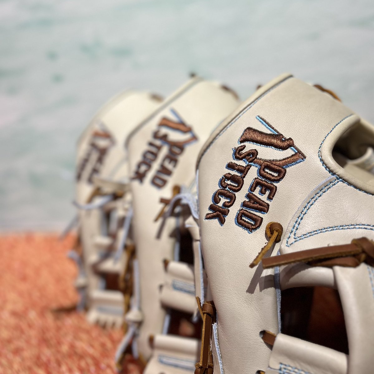 DEAD STOCKの硬式グラブが入荷しました🍀 DS-MK6S キャメル×コルク