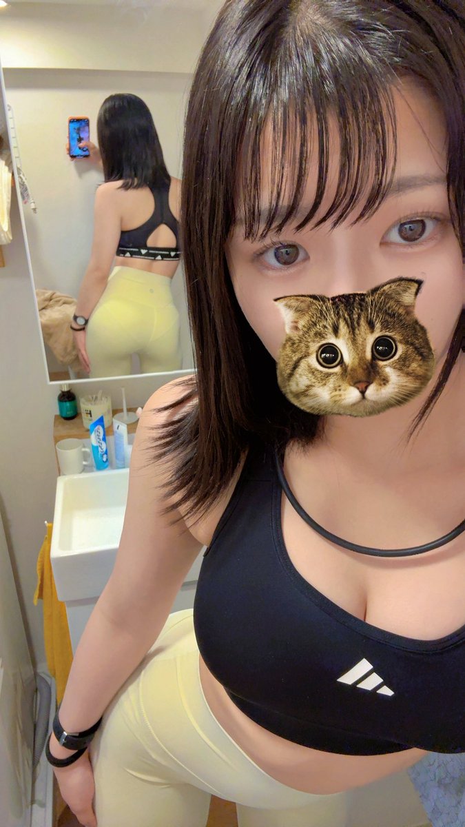 ちーやんさんのエロ画像、2025年12月15日18時57分11秒に投稿
