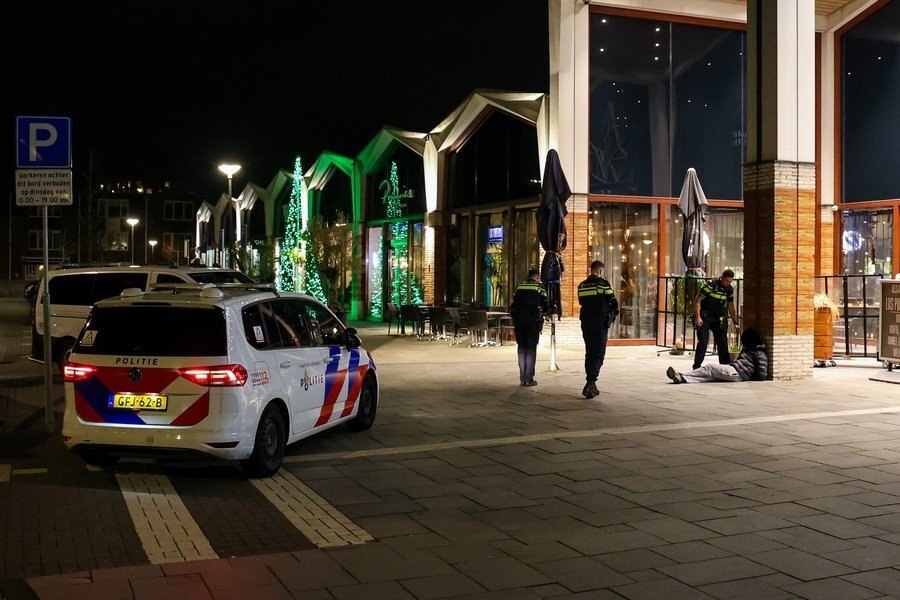 Vier aanhoudingen na overval met vuurwapen bij Koningshoek