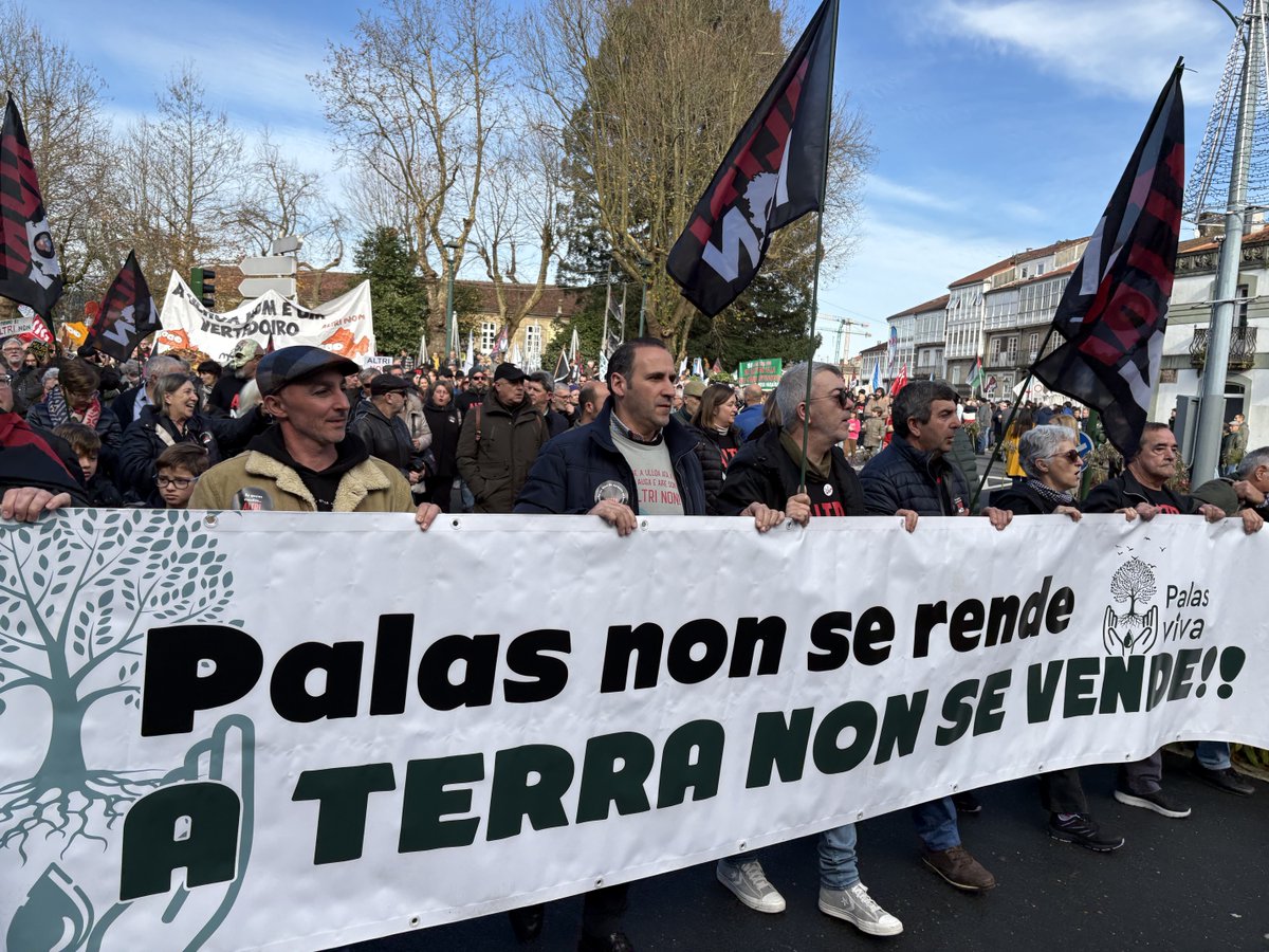 xoselois4's tweet photo. Altri non,fóra xa❗️#PalasViva #AltriNon https://t.co/mZggPipzFN