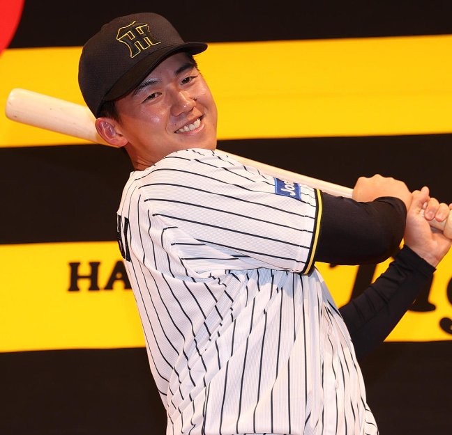 プロ野球 #阪神タイガース 新人選手入団発表会 15日 #大阪市 ホテル