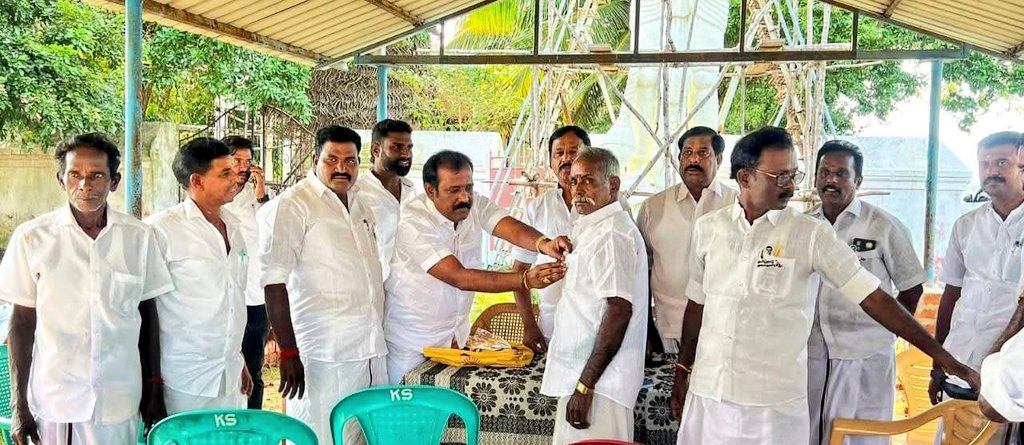 Sakthi4manavai's tweet photo. கழகத் தலைவர்,மாண்புமிகு முதலமைச்சர் திரு.@mkstalin அவர்களின் அறிவுறுத்தலின்படி அறந்தாங்கி சட்டமன்ற தொகுதி மணமேல்குடி வடக்கு ஒன்றியம்
பாகம் எண்-200,201 ஆகிய வாக்குச்சாவடியில் நடைபெற்ற என் வாக்குச்சாவடி வெற்றி வாக்குச்சாவடி கூட்டத்தில் வெற்றி இலக்கை உறுதிப்படுத்தினோம்.
@arivalayam https://t.co/UKjTq3G6nl