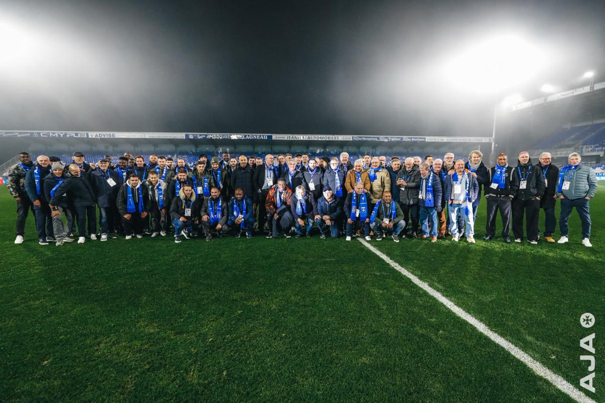 AJ Auxerre tweet media