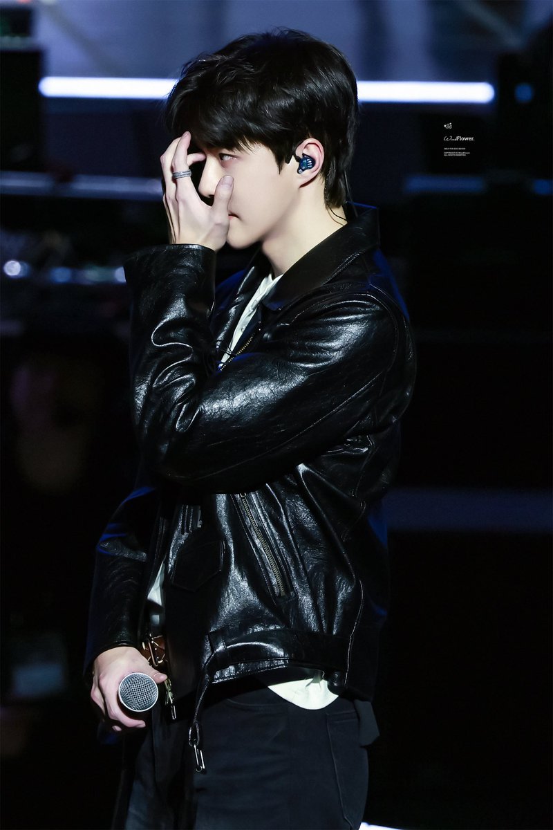 251214 💙

#EXO #SEHUN #세훈 #엑소