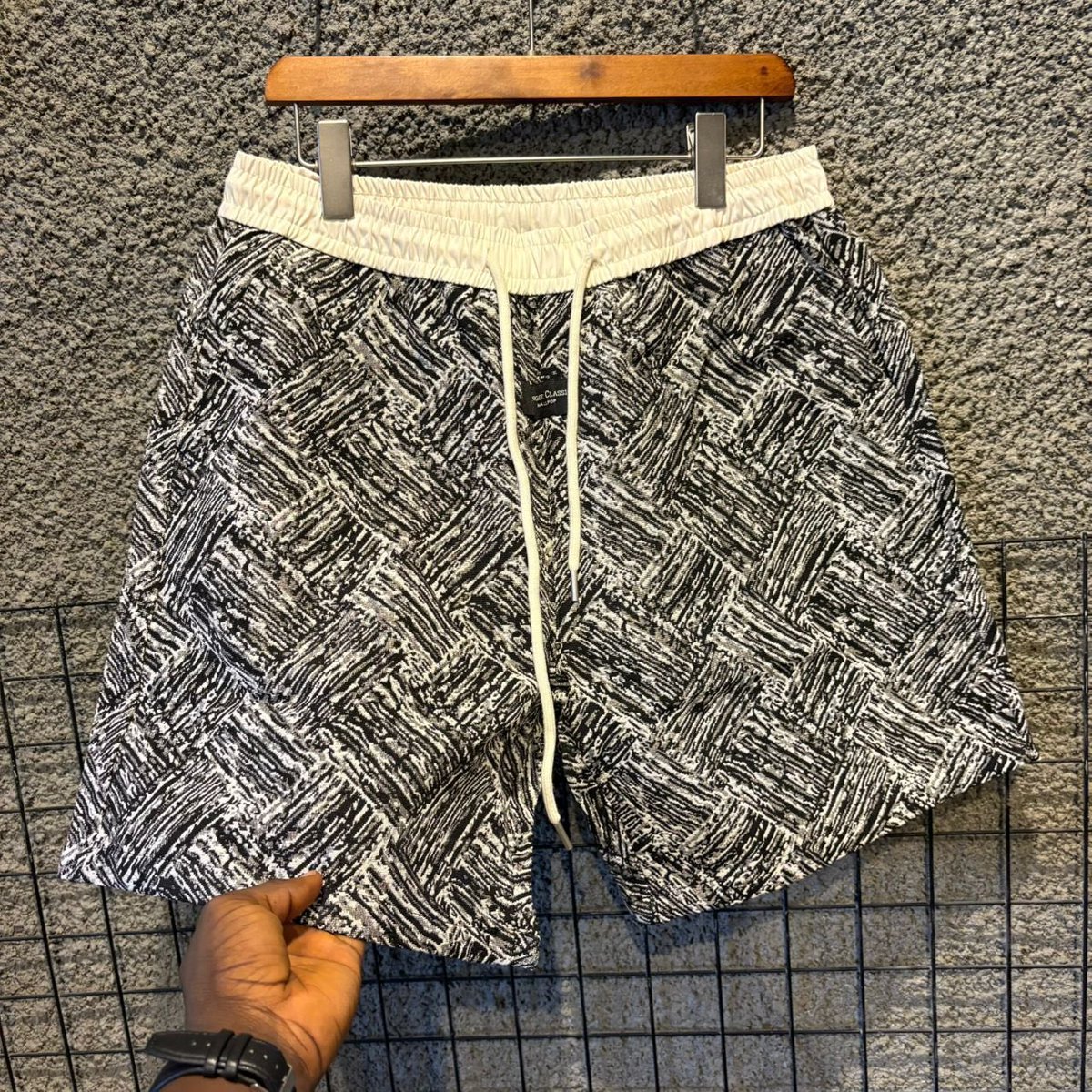 Outfit_25's tweet photo. https://t.co/Y19YwMdFcr