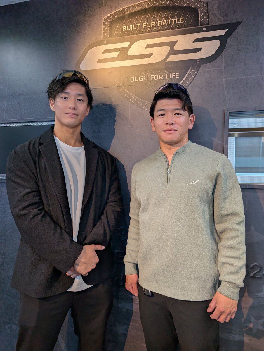 東京ヤクルトスワローズ背番号0 並木秀尊選手と背番号42 澤井廉 選手が