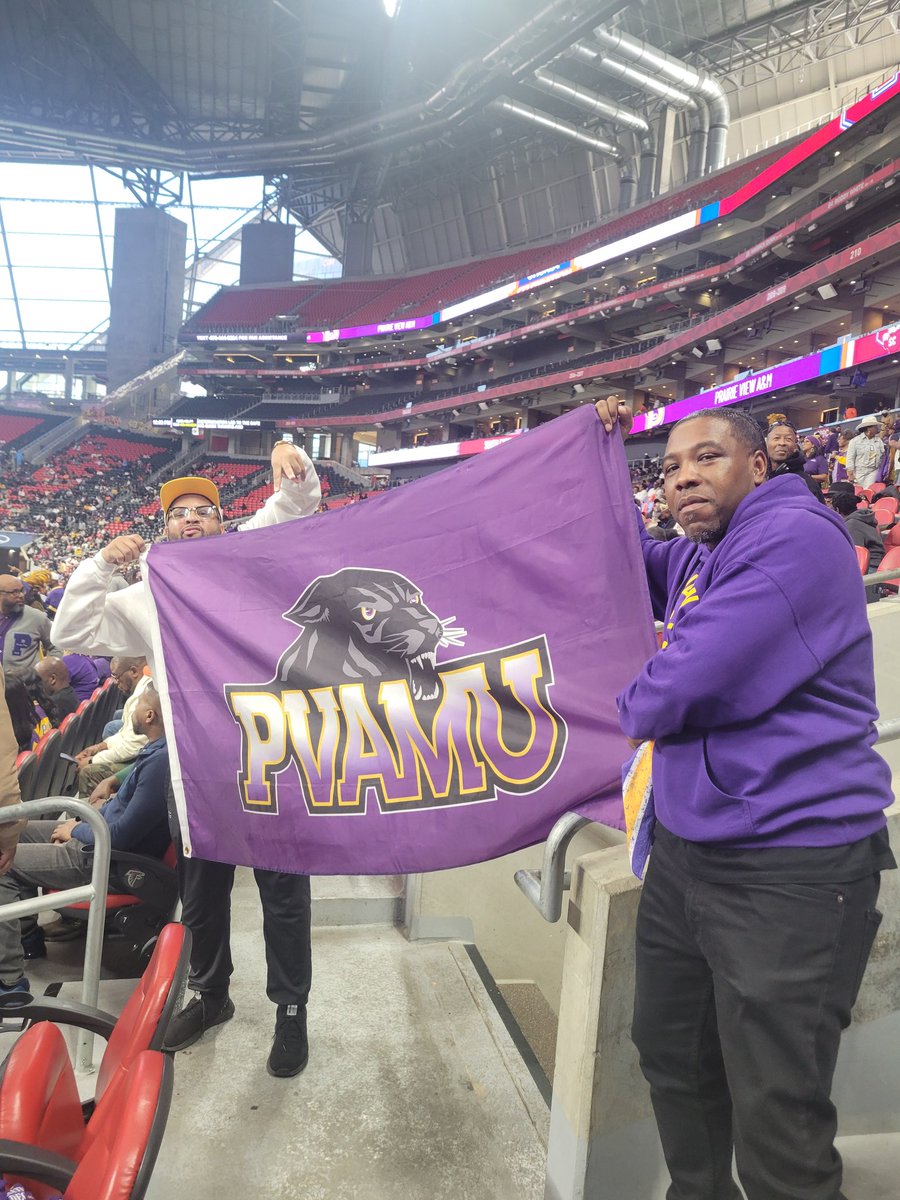 Mickdog7's tweet image. No excuse needed,  PV fans don't participate like other fan bases. Not sure if it's some weird Houston thing because TSU has an even lower attendance. PV12 was there and will ride with the Panthers until the others catch on or not #NoRecess