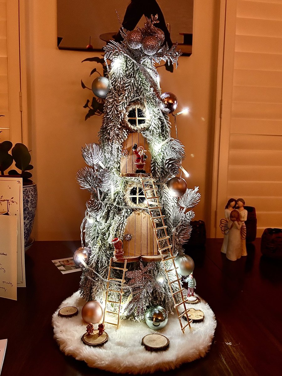 Finished my little gnome house. Surgery tomorrow so very anxious tonight. It will be nice to come home and light this up. Won’t be home until after Christmas but it will be a welcome sight.