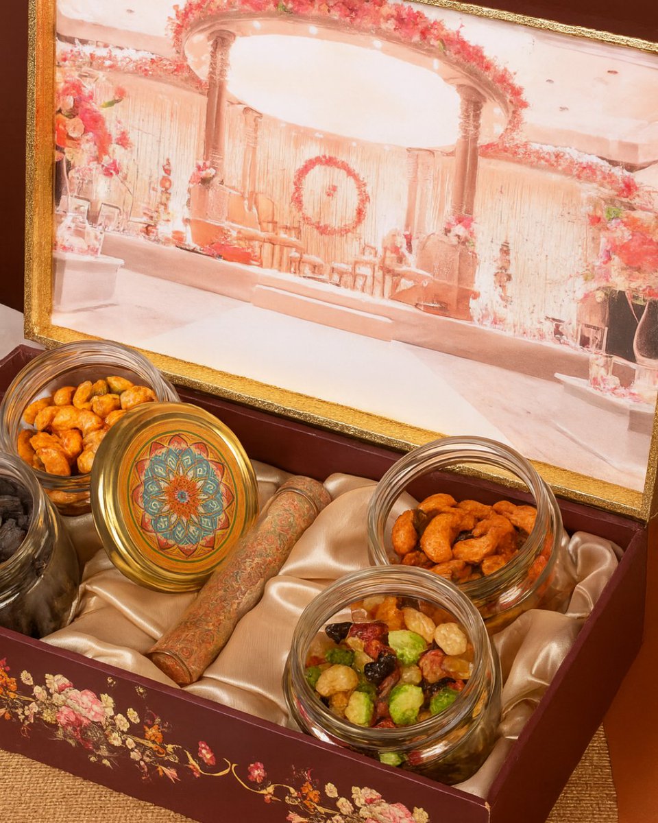 joyyperk's tweet photo. Make your wedding even more memorable with our Premium Wedding Hamper, curated to match the elegance and grandeur of your big day. A gift that captures the essence of your love and celebration. ✨
Ready to create your perfect wedding hamper? DM us for personalized options! 💫 https://t.co/BduCgFxivU