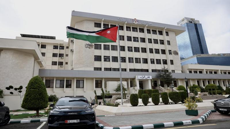 التعليم النيابية تناقش المنح والقروض الجامعية والتعليم الإضافي #الأردن 