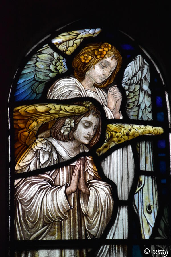 #AdventAngels
Praising angels made by A. J. Dix, 1898 
The DownLand Church of the Transfiguration, Pyecombe, #WestSussex