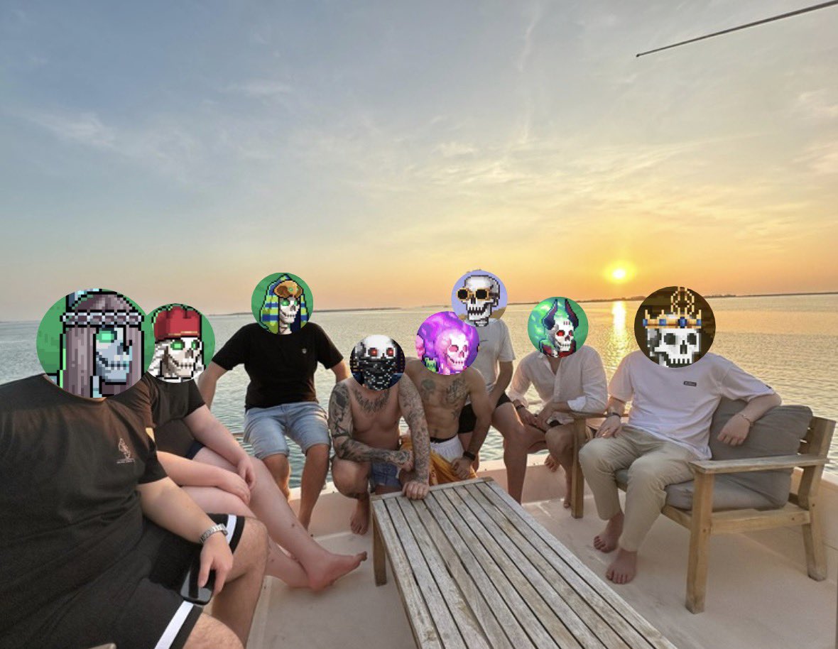 My first <a href="/SolanaConf/">Solana Events</a> was an unreal experience 🤯
Finally met so many people from <a href="/DeadKingSociety/">Dead King Society</a> IRL 💀👑
Amazing vibes &amp; deep talks all around 🖤
One of my biggest highlights: our boat trip with BBQ 🚤🔥🍖
Memories for life!