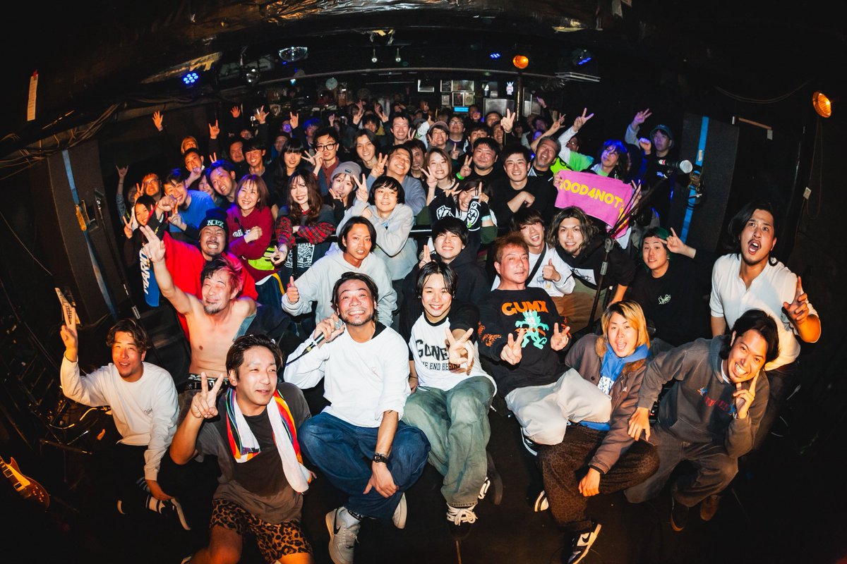 たかと tweet media