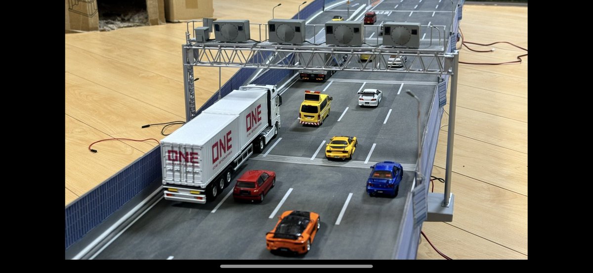 別アングルでこの画像を大阪のイメージで写真を作ってと入力したら