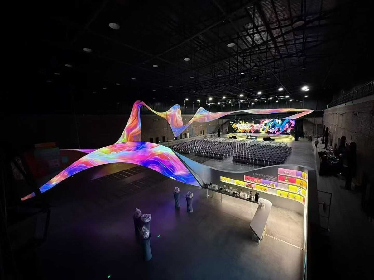 lrun17501's tweet image. What you see is what you get ✔️ , from the virtual simulation of Hecoos Studio to the perfect on-site projection mapping of Hecoos Server, we have brought precision to each pixel.
#hecoos #hecoosStudio  #ProjectionMapping #MediaServer #Simulation #Visualization #NodeulArtIsland
