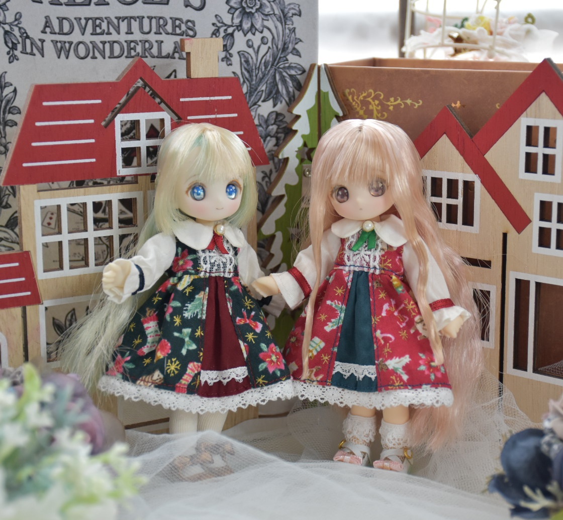 今回の新作で展示表示になっているお洋服は、再販予定があります