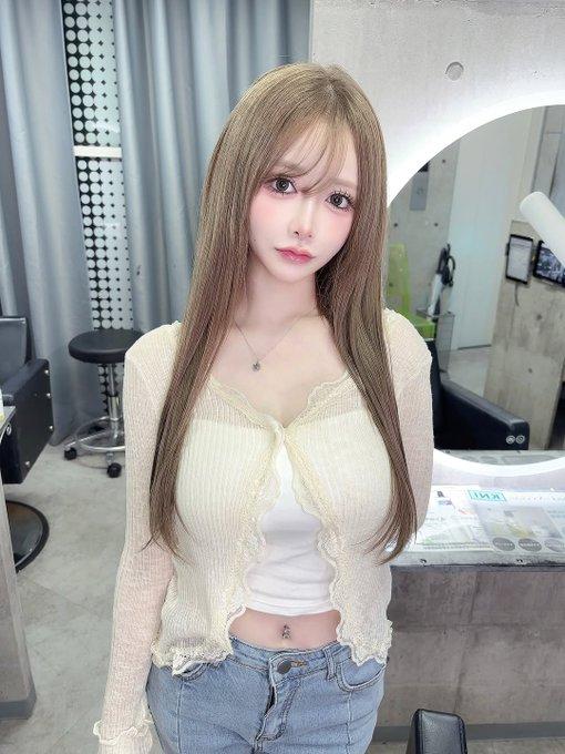 I got maintenance done 
Got retouch  color  treatment done!
Lately, I've been going with entrust color 
Thank you always