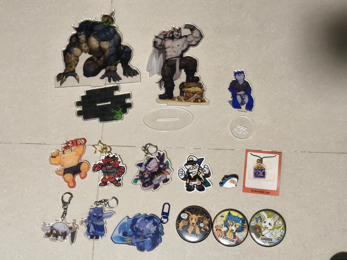 Neofi_'s tweet photo. My first ever fur con and my first time getting all these awesome cards, stickers,merch and the memories!!
It's been amazing meeting everyone and enjoying each other's company! I'm sad that it had to end but next time I'll prepare my own stuff to share with everyone too! https://t.co/i7do5N3Wyp