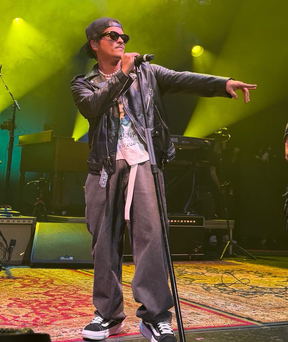 FamHooligans's tweet image. arte maestria ecc ecc.