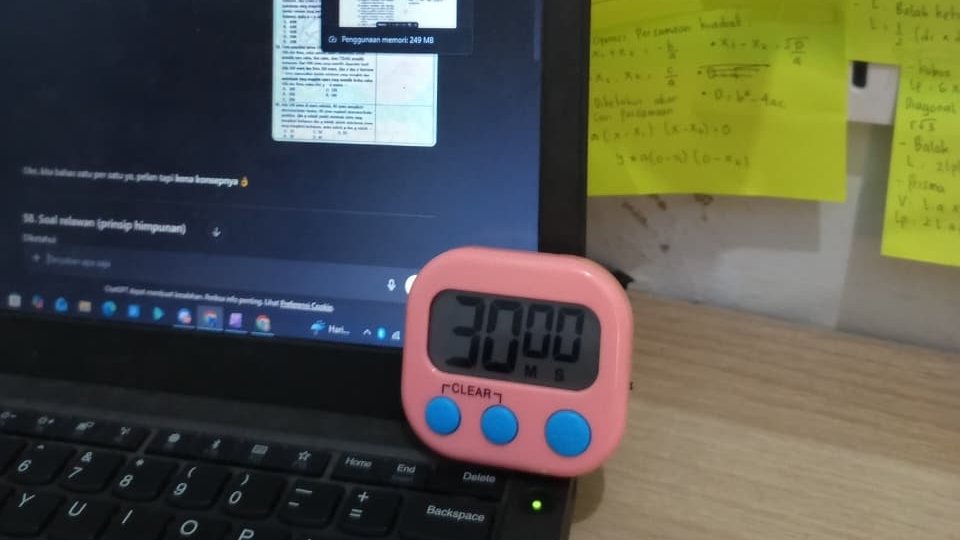 anoenny's tweet image. jangan lupa biasain timer ya kalo latsol UTBK  
PU = 60 detik/soal 
PPU = 45 detik/soal 
PBM = 75 detik/soal 
PK = 60 detik/soal 
LBI = 102 detik/soal 
LBE = 60 detik/soal 
PM = 102 detik/soal

nanti kalian kali detiknya sama bnyk soal trs dibagi 60 trs set timer bisa pake hp kok