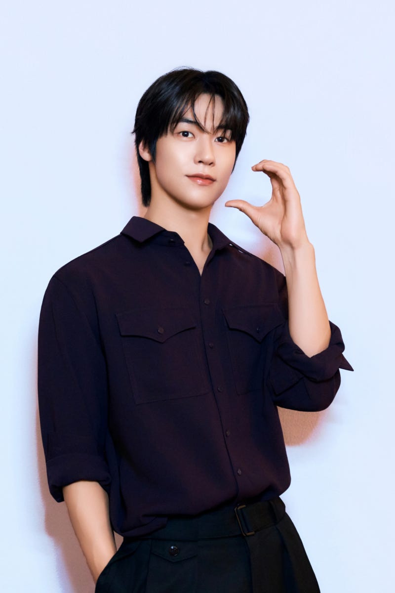 NFlyingMexico's tweet photo. 🦊: Qué noticia tan decepcionante para empezar el lunes... Sin duda, volveré a trabajar duro y a prepararme. Sea un problema de la empresa o no, es nuestro trabajo, así que que tengas un buen día, N.Fia.💕💕

Gracias Seungjjang por abrazar a NFia Latam... eres el mejor!! https://t.co/AoyLzs2ahW