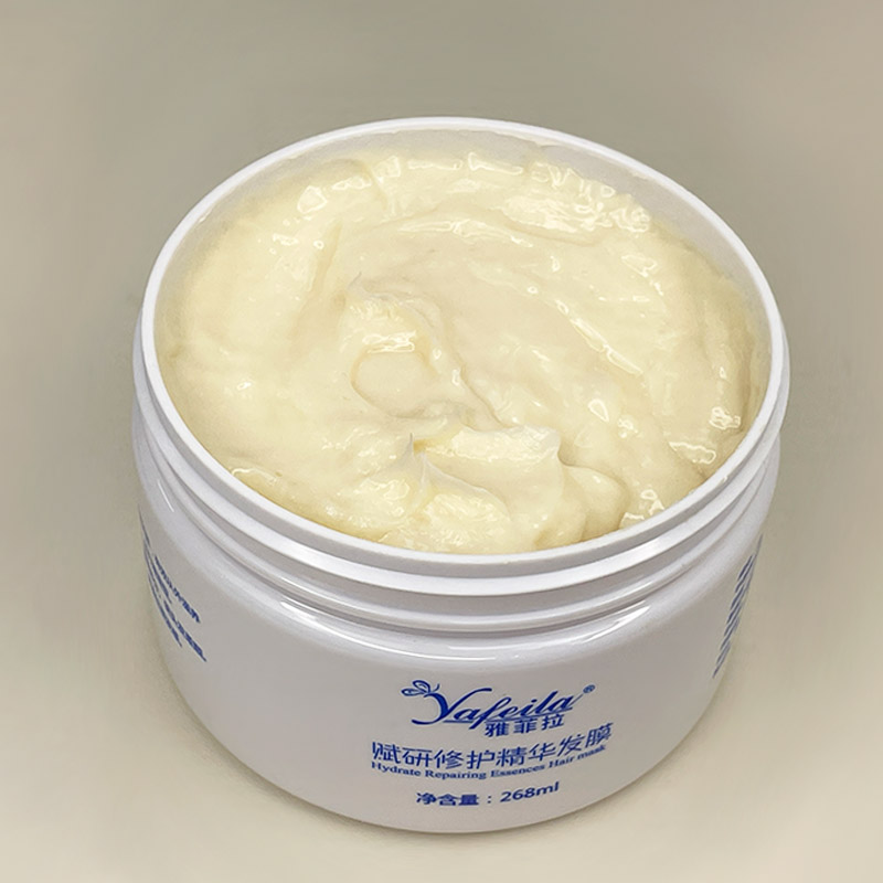Danielhaircare1's tweet photo. 🌟 Revive &amp; Rejuvenate Damaged Hair!

#HairMask #HairRepair #SalonProducts #OEMHairCare #Yafeila #HydratingHairMask #ColorProtection #PrivateLabel #HaircareManufacturer #DamagedHairTreatment https://t.co/8ix3NHNipx