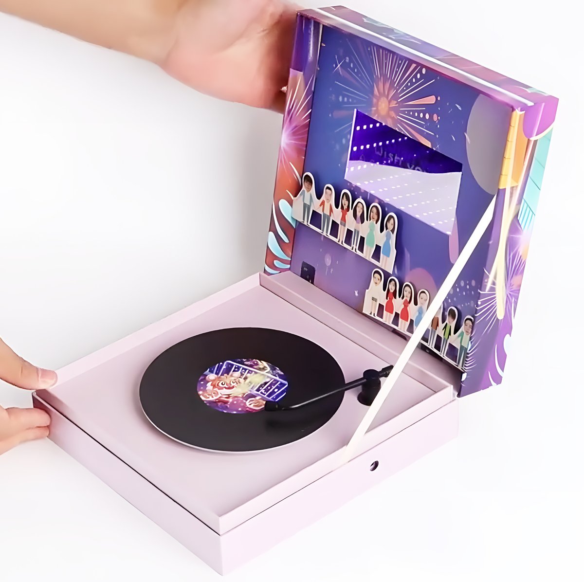 shinyltd's tweet image. When first impressions matter, video makes the difference.

#CustomVideoBox #LuxuryBranding #VideoPackaging #PremiumExperience #BrandStorytelling #HighEndMarketing #B2BBranding #LuxuryPresentation #InnovativePackaging #HeshengCreative #Heshengcards