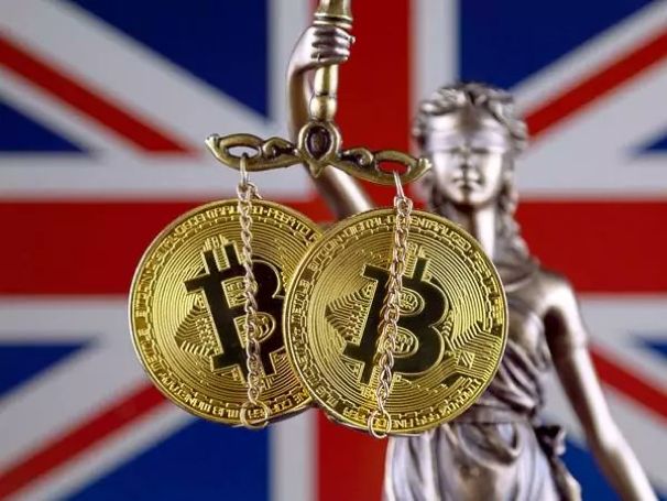 TradersprintX's tweet image. 🚨BREAKING: 🇬🇧UK to start regulating crypto by 2027.

Starting 2027, crypto will be regulated like traditional financial assets under new UK Treasury rules.

Officials are also considering a ban on political donations made using crypto.