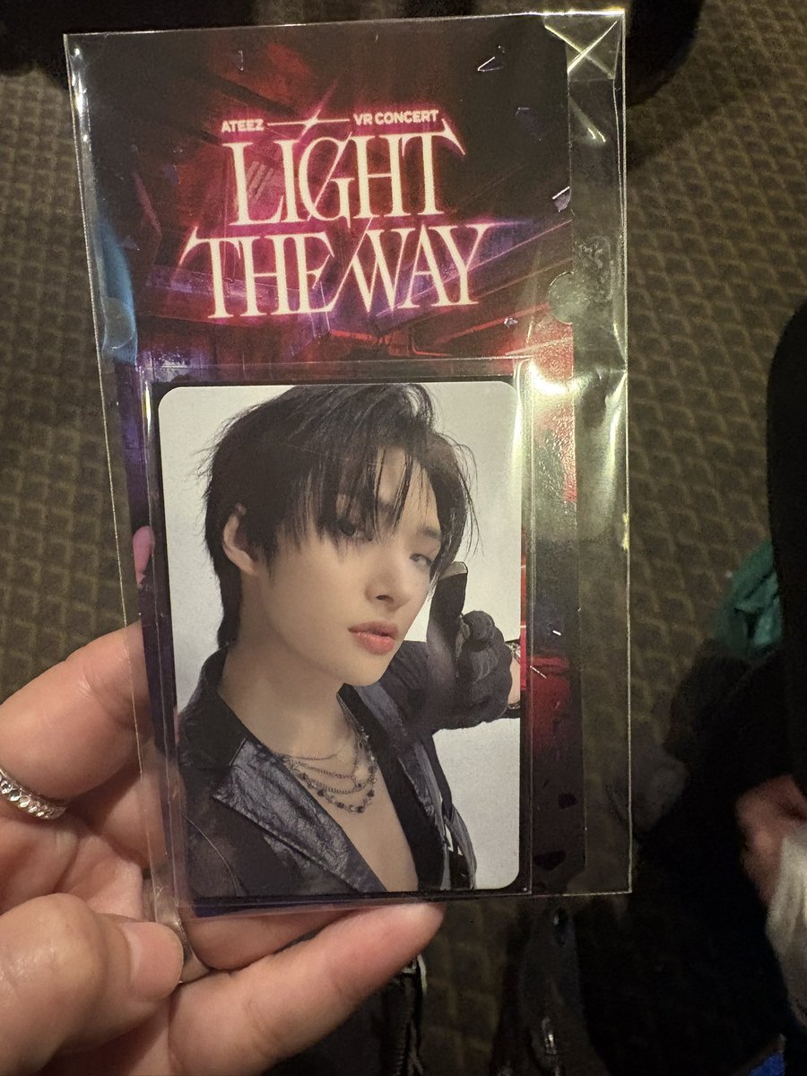 ATEEZ - 【数量限定】ATEEZ サン VR 入場特典 スペシャルホログラム