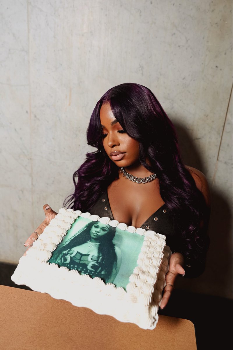 Bruklyn_1's tweet photo. It’s my birthday 🥳 

 #Sagittarius♐️ https://t.co/YyaqRtoqfm