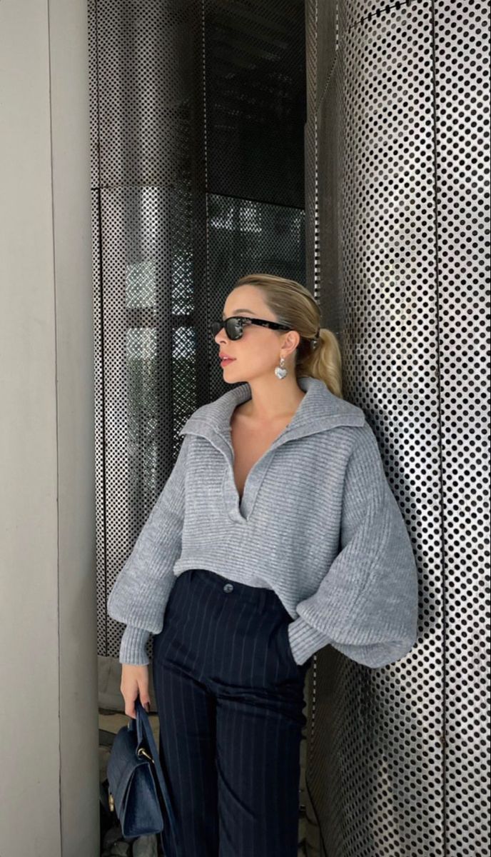 That old-money look everyone wants?
It starts with a preppy sweater.

Non-negotiable for Fall/Winter.
Agree or disagree? 👇