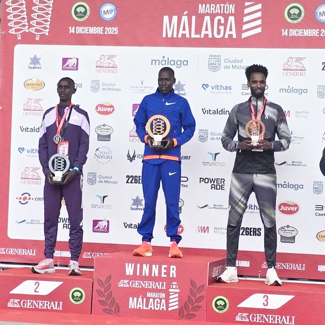 Mande Bushendich 🇺🇬 won <a href="/maratonmalaga/">GENERALI Maratón Málaga</a> with his new PB and CR 2:06:08

Congratulations! 🧡💙

#nike #nikerunning #rosassociati #roadrunning #marathon