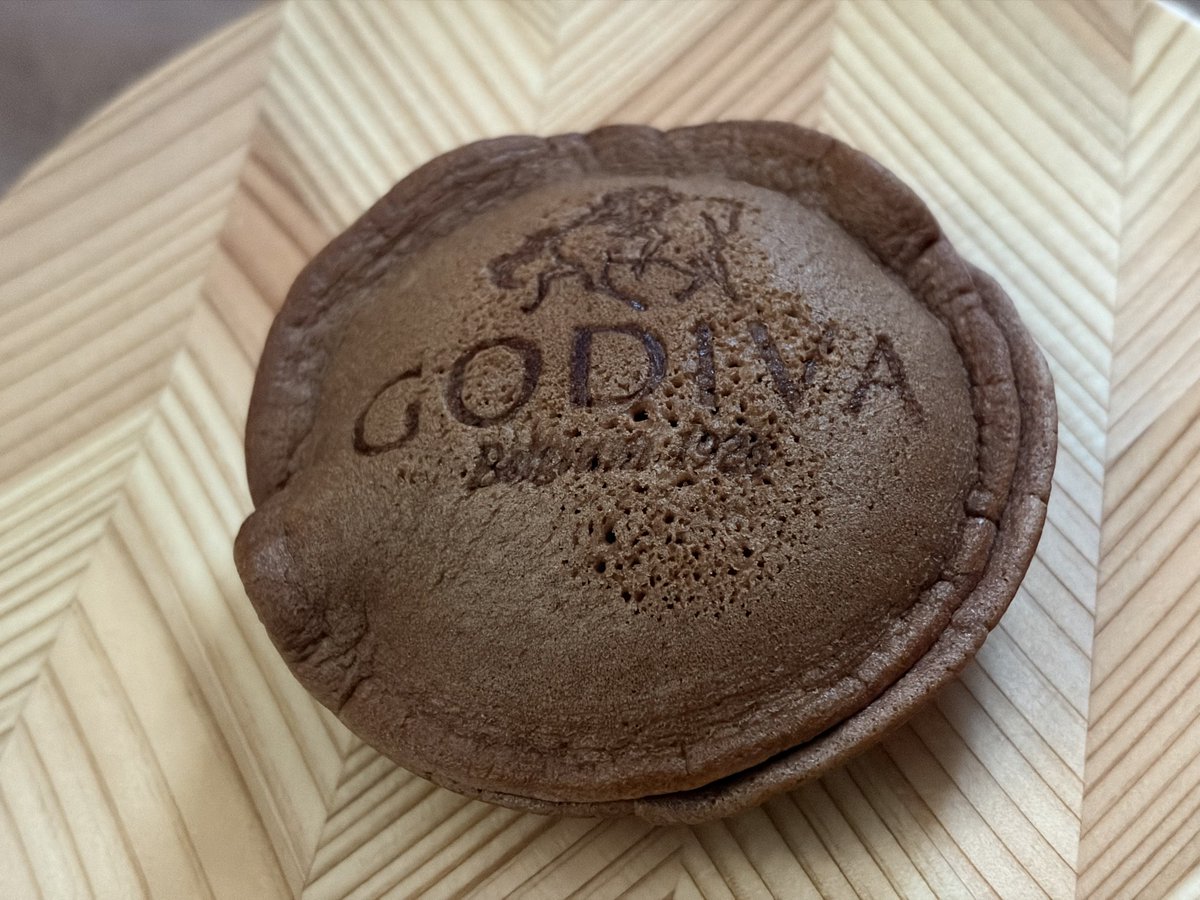 375's tweet image. GODIVAでおやつ