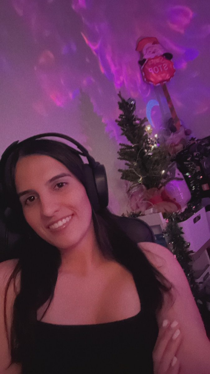 WE LIVE 😛❤️ Woooo!!!! hehehe twitch.tv/chelseaau