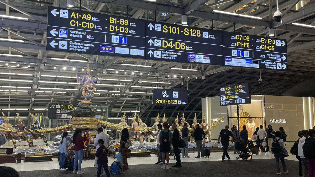 bloomsofmay's tweet image. land of love joy hope! 🫰🏻