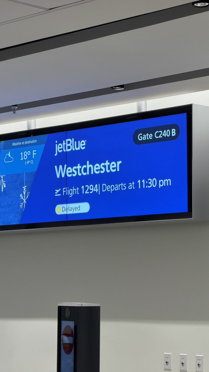 QuCapLLC's tweet image. .@JetBlue After over 6 hours of delay, we are finally leaving at 2:30 AM.

You knowingly lied to us earlier with a fake "11:30 PM" departure time just to trap us through TSA. I returned my rental car based on that lie and was stranded for hours.

Your agents admitted it was a…