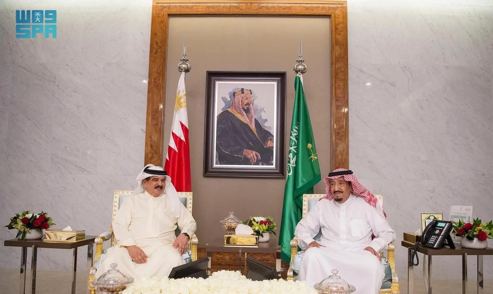 صور .. برؤية اقتصادية طموحة نحو 2030... البحرين تحتفي بيومها الوطني الـ(54) 