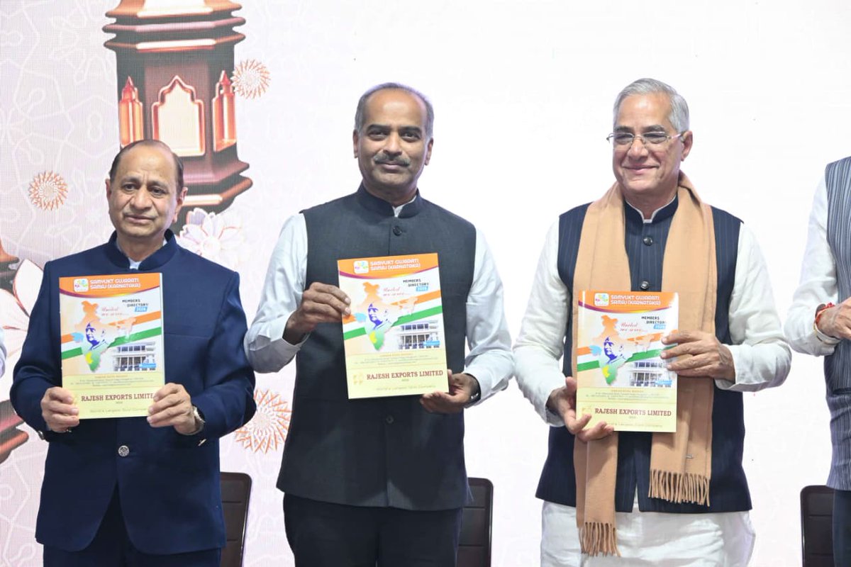 LaharSingh_MP's tweet image. True nation-building lies in fostering the vibrant harmony between our cultures, ensuring that unity and diversity is celebrated across all states.

It was an honour to participate in the 'Unity Utsav' organized by the Samyukt Gujarati Samaj (Karnataka) in Bengaluru and also had