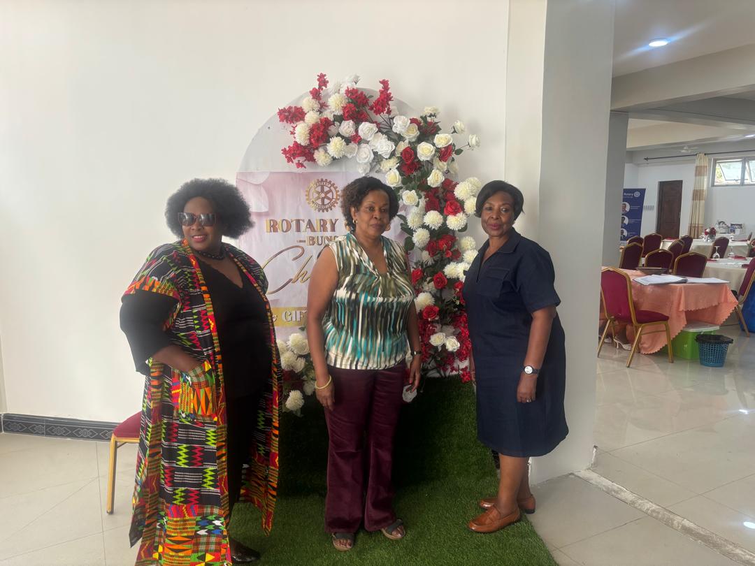 RotaryBunga's tweet image. We are  for everyone who made our End of Year Party &amp;amp; Gifting of Friends of the Year unforgettable 
Thank you for the love, support, and fellowship. Onward to more service and impact! 

#RotaryBunga #ServiceAboveSelf