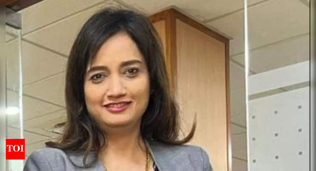 ShyamPrasad1975's tweet image. Breaking News :

Complete Capture of @DGCAIndia by Indigo.

The official computers of CFOI Capt Shweta Singh and Dy CFOI Capt Adhiraj Yadav accessed by Indigo employees Mr Gaurav and Mr Mahender for issuance of approvals for Indigo.

The FSD DGCA captured by @IndiGo6E .

This…