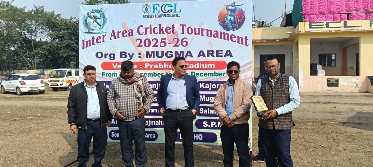 easterncoal's tweet photo. In QF2, Pandaveswar Area successfully chased Salanpur Area’s target of 79 runs to secure a 7-wicket victory and advance to the semifinals. The Man of the Match award was presented by Shri S. K. Gaikwad, General Manager (Operations), Mugma Area. https://t.co/y6RaqjFzG8