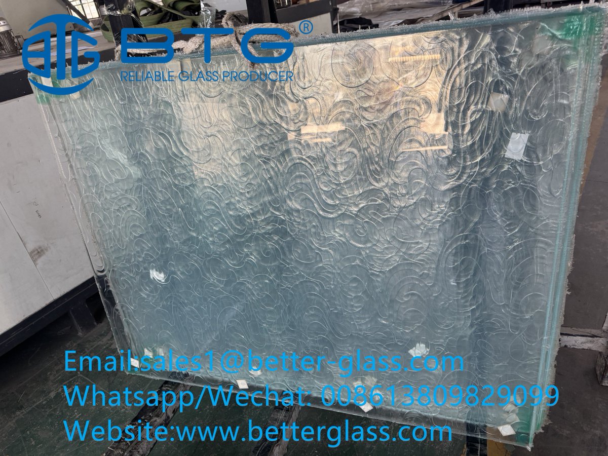 LuLuna32386849's tweet image. At BTGglass, our patterned glass blends timeless aesthetics with durability. Perfect for interiors/exteriors, it elevates privacy &amp;amp; design. 
#PatternedGlass #InteriorDesign #HighDurability
#partitionglass 
Email:sales1@better-glass.com
Whatsapp/Wechat: 008613809829099