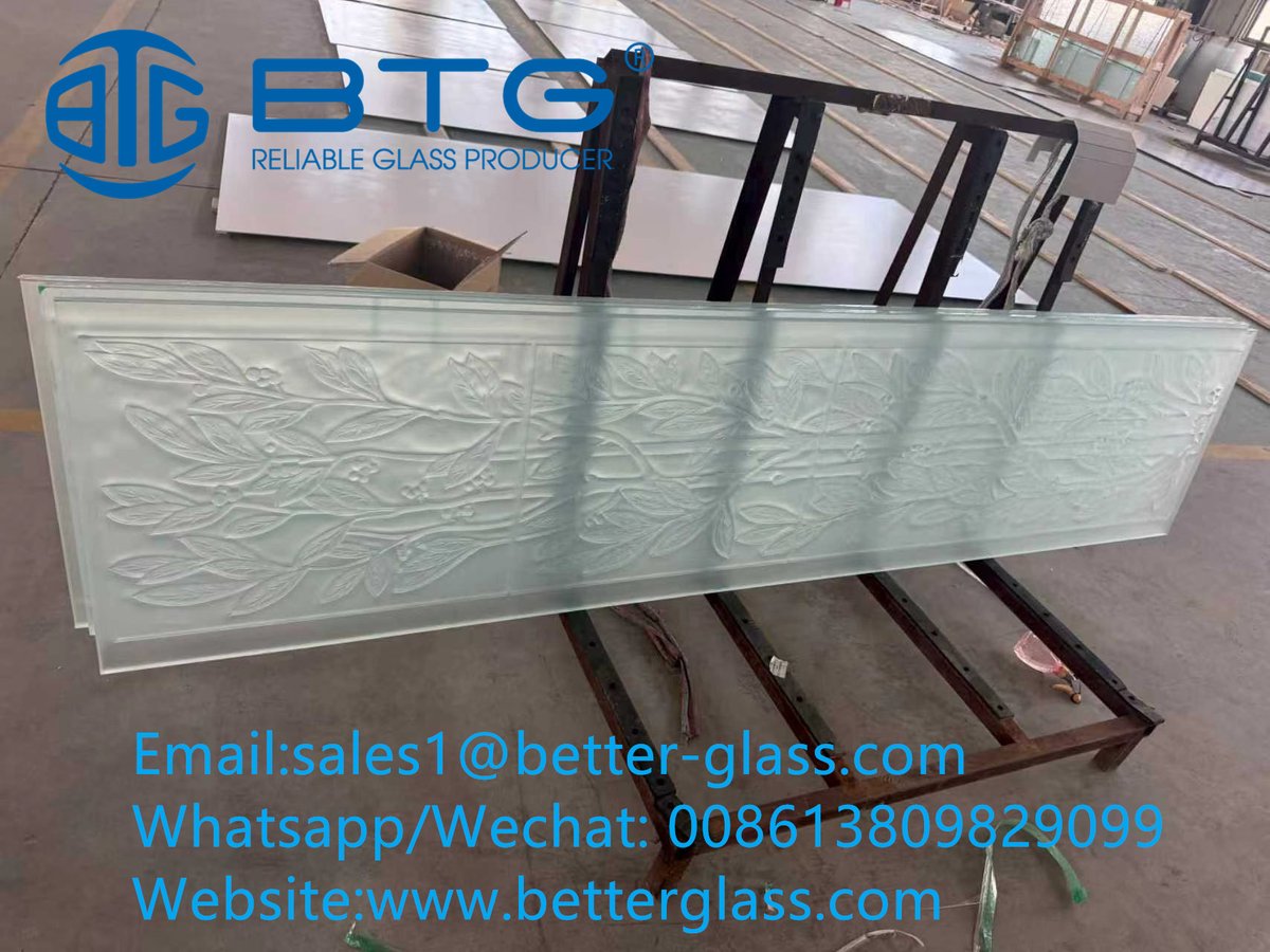 LuLuna32386849's tweet image. At BTGglass, our patterned glass blends timeless aesthetics with durability. Perfect for interiors/exteriors, it elevates privacy &amp;amp; design. 
#PatternedGlass #InteriorDesign #HighDurability
#partitionglass 
Email:sales1@better-glass.com
Whatsapp/Wechat: 008613809829099