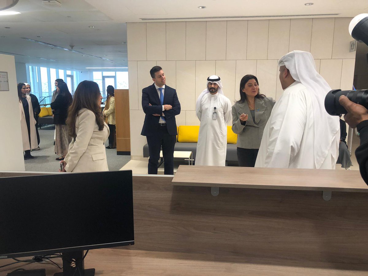 lib_admin's tweet photo. قام  وفد معهد سعود الناصر الصباح الدبلوماسي الكويتي بزيارة الي المكتبة المركزية
فقد كان في استقبال الوفد القائم بأعمال مدير إدارة المكتبات
الاستاذة الفاضلة / منى الياقوت 
والأستاذ الفاضل/ حسين عبدالسلام 
 الخميس الموافق 11 ديسمبر 2025

#جامعة_الكويت
#المكتبات https://t.co/bdRLkD92Sq