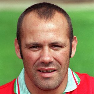 STFCSupClub's tweet image. We have an On the Sofa this evening at 7. 

Former Town midfielder Darren Bullock is our special guest talking about his time at the County Ground.

We’ll also have news of the draw for the 4th round of the @AdobeWFACup after @SwindonTownWFC’s win yesterday. 

Facebook YouTube X.